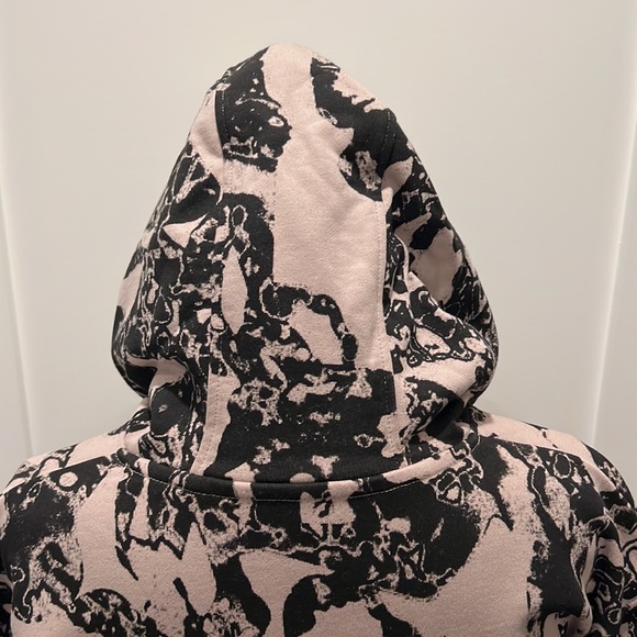 MCQ by Alexander McQueen Flint Hoodie - Picture 4 of 6